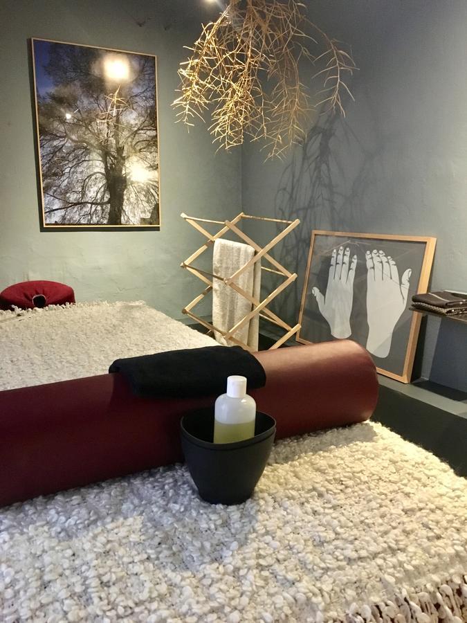 Couette-café D'autres, Massages Montpellier